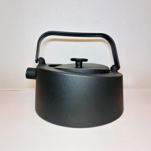 Théière en fonte plate 90 cl